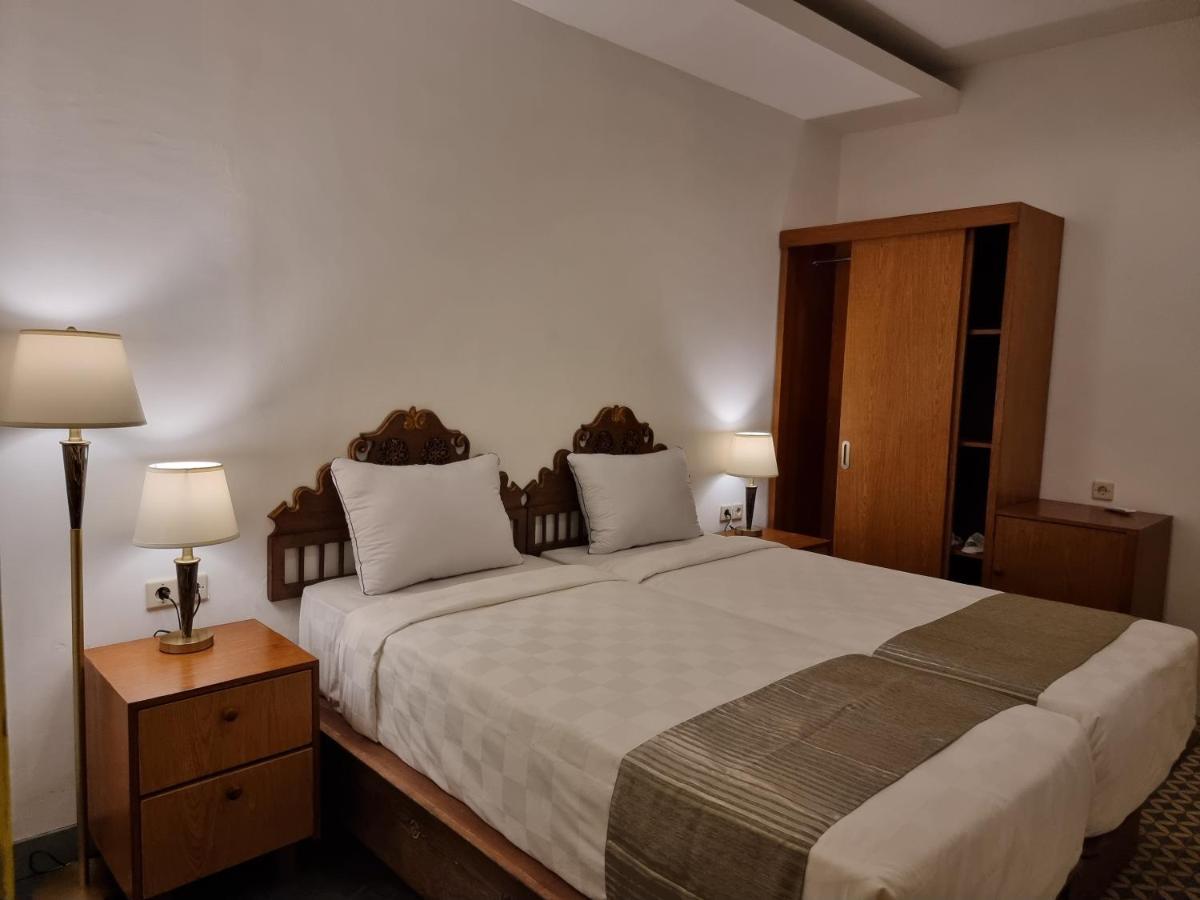 Attara Inn Senggigi Bagian luar foto